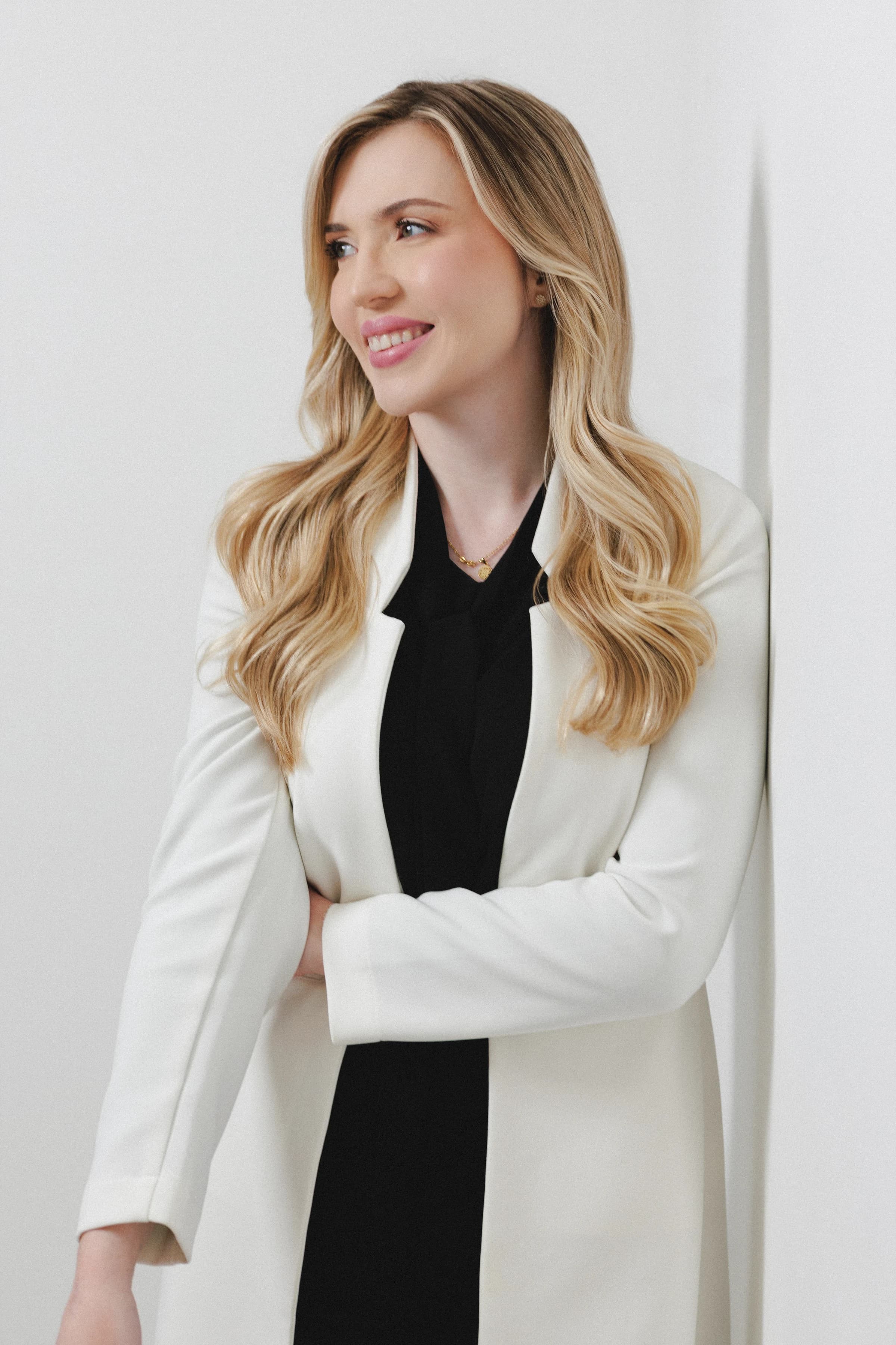 Dra. Débora Di Matteo, endocrinologista especialista em colesterol alto e dislipidemias, no Jardins, São Paulo