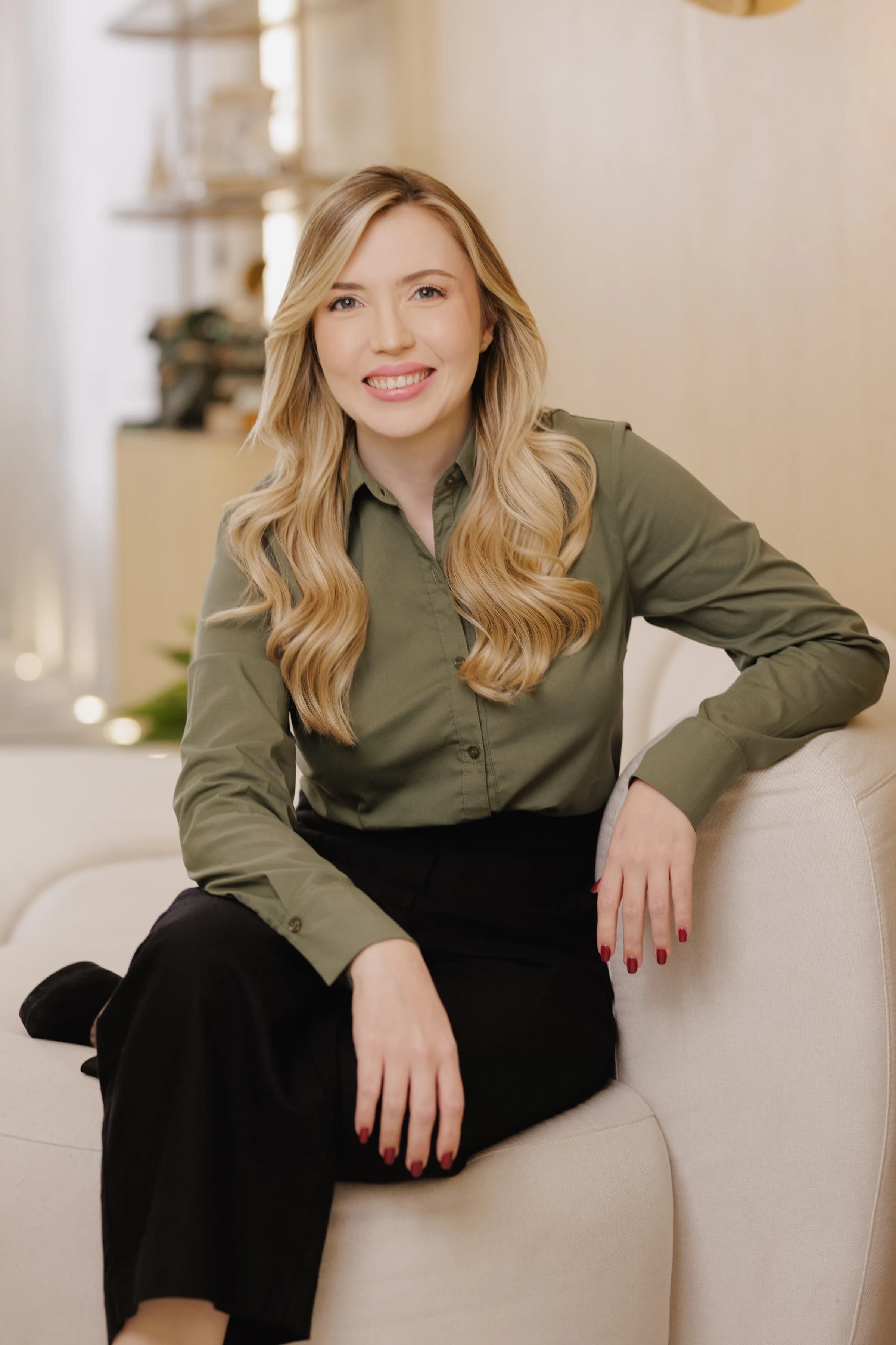 Dra. Débora Di Matteo, endocrinologista e metabologista especialista em obesidade, no Jardins, São Paulo